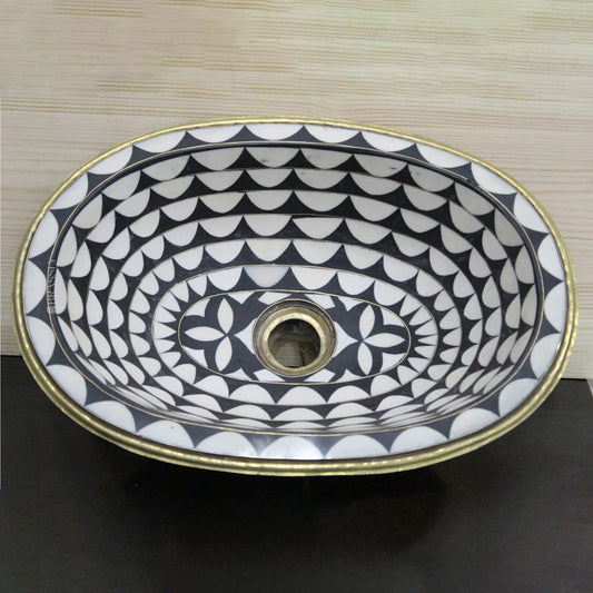 Vintage & Modern Brass Sinks: Complete Guide